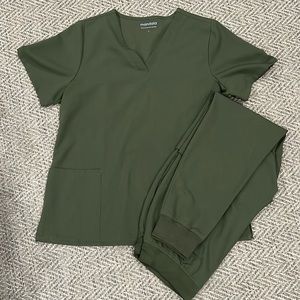 Women’s Mandala scrub set